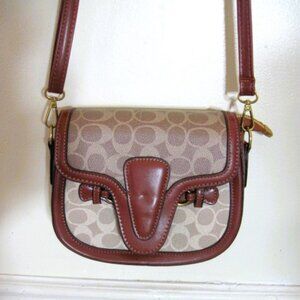 D-OK DHL1519188-Ok0973628 Womens Shoulder Purse-Leather Brown Adjustable Strap